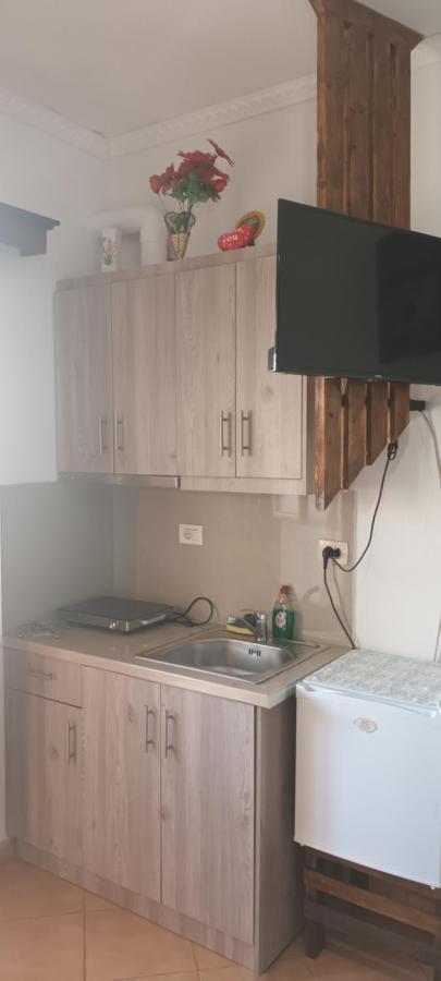 Apartments Resul Pushi 사밀 외부 사진
